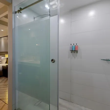 Isaaya Hotel Boutique By Wtc-3